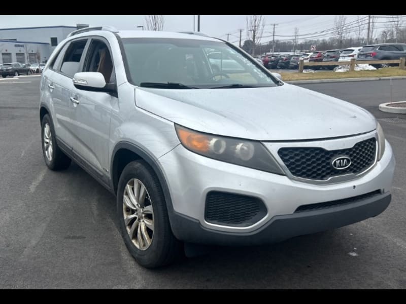 Kia Sorento 2011 price $3,987