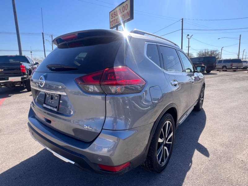 Nissan Rogue 2020 price $18,995