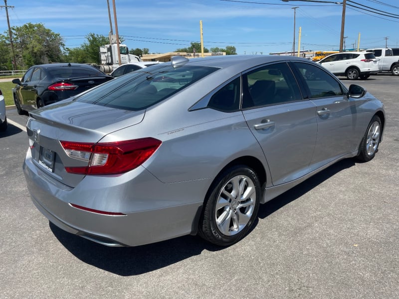 Honda Accord Sedan 2019 price $17,995