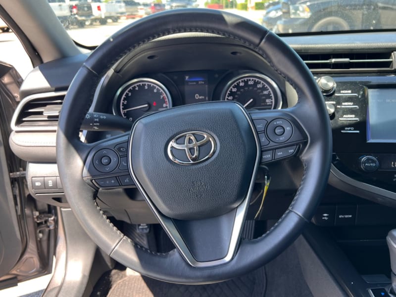 Toyota Camry 2018 price $18,995