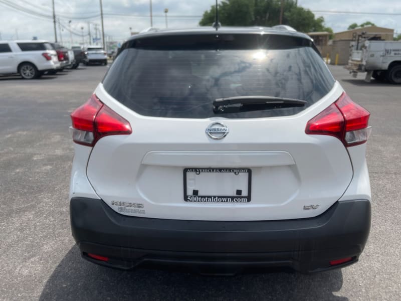 Nissan Kicks 2019 price $13,500