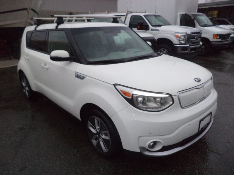 Kia Soul EV 2017 price $13,950