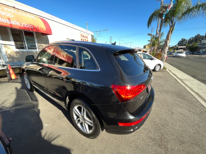 Audi Q5 2014 price $12,888