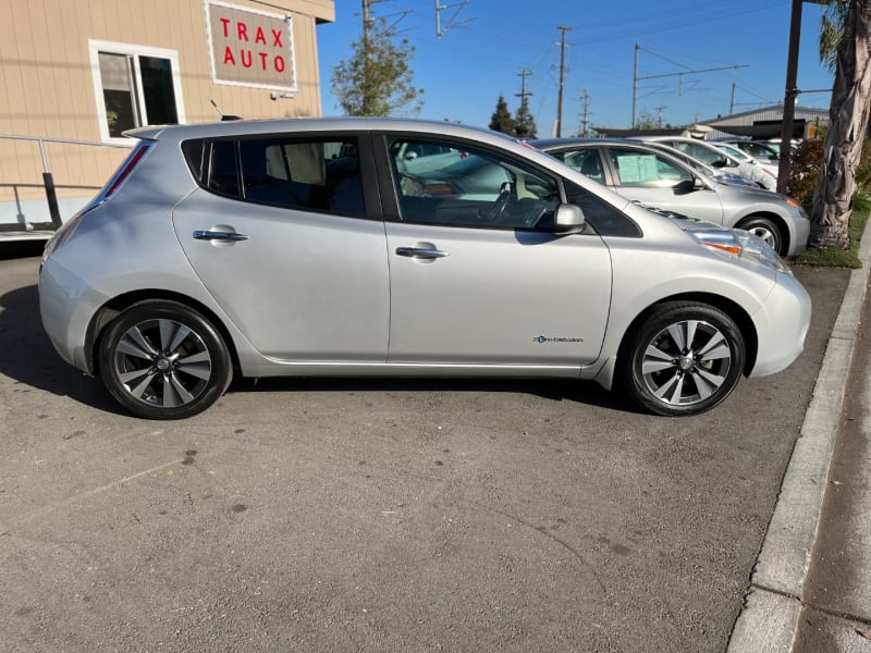 Nissan LEAF 2015 price $6,888