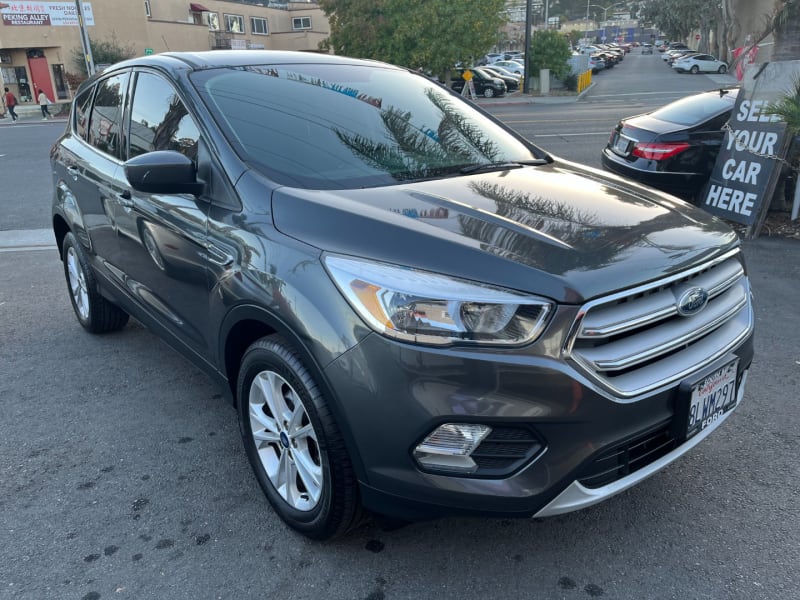 Ford Escape 2019 price $11,888