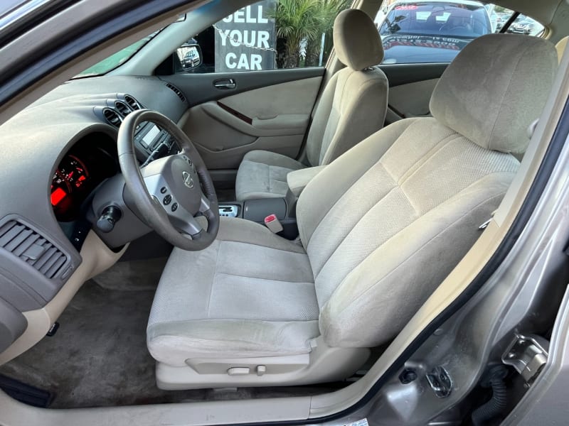 Nissan Altima 2007 price $7,888