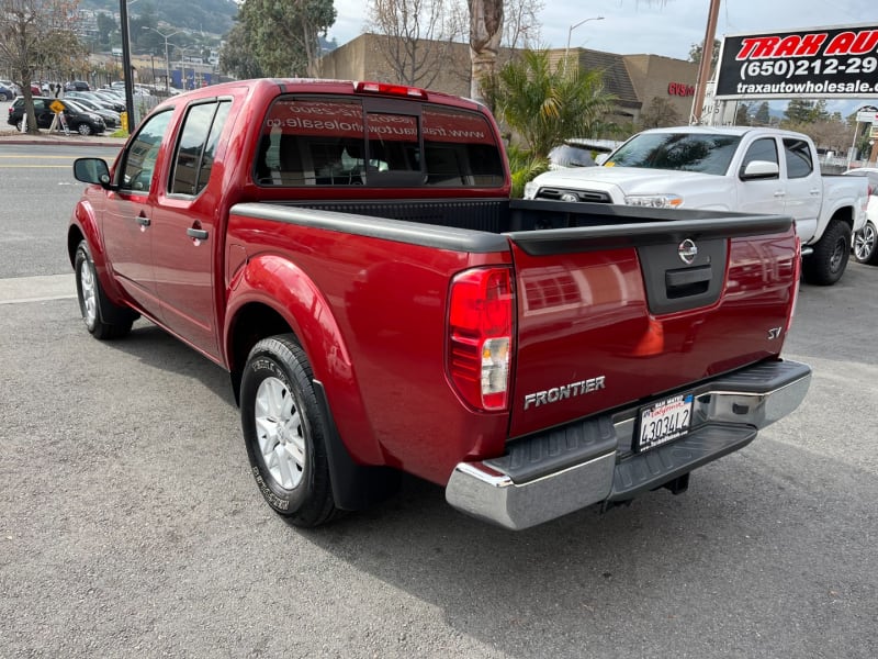 Nissan Frontier 2018 price $17,888