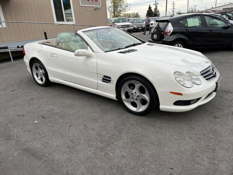 Mercedes-Benz SL-Class 2005 price $13,888