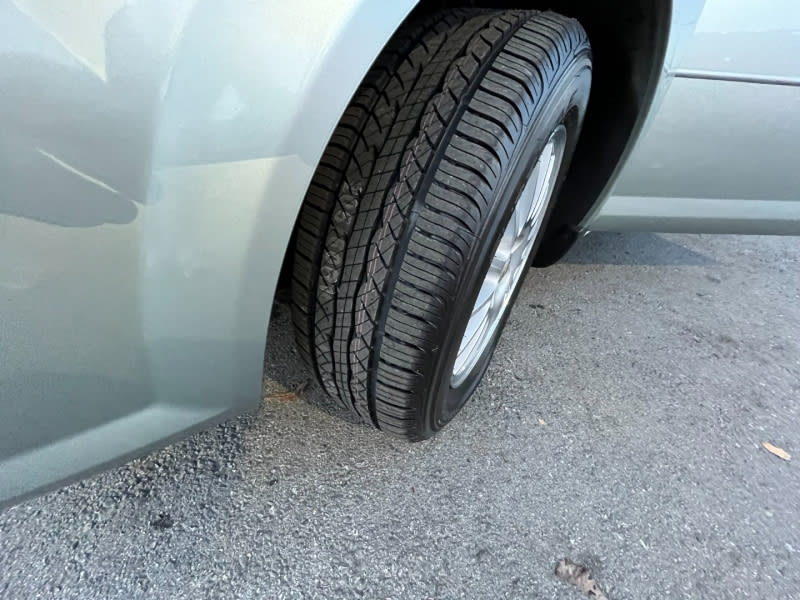 Chrysler Sebring Sdn 2005 price $6,888