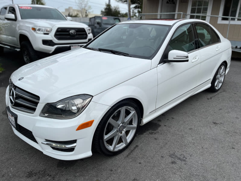 Mercedes-Benz C-Class 2014 price $14,888