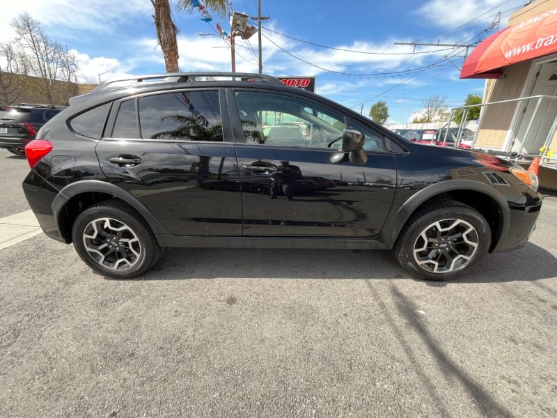 Subaru CROSSTREK 2.0I Manual all wheel drive 2017 price $16,888