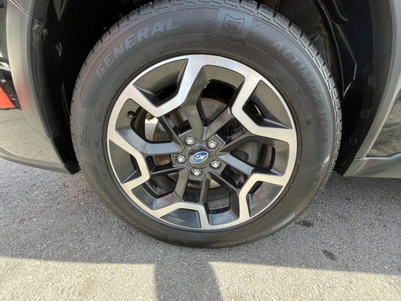 Subaru CROSSTREK 2.0I Manual all wheel drive 2017 price $16,888