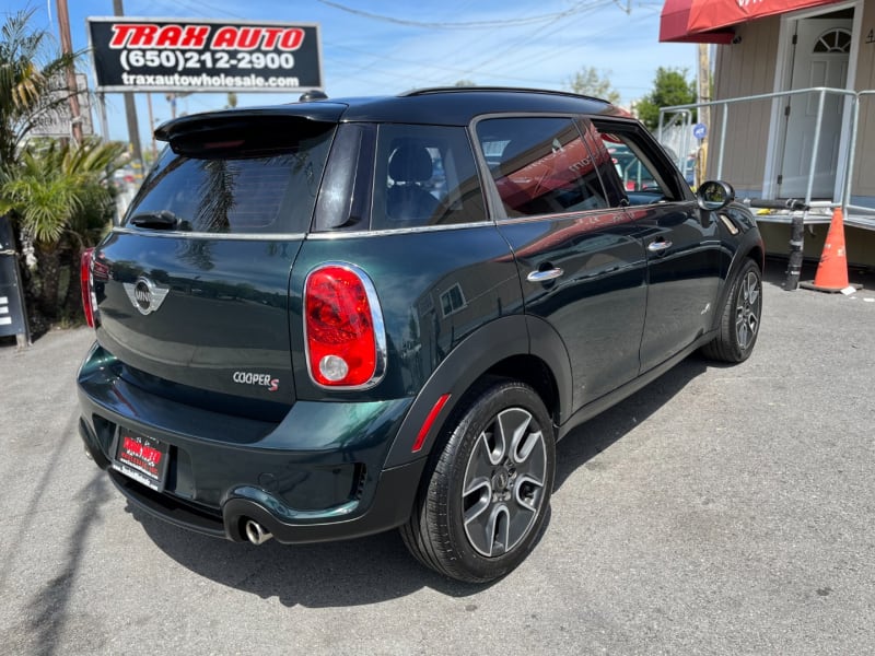 Mini Cooper Countryman 2011 price $8,888