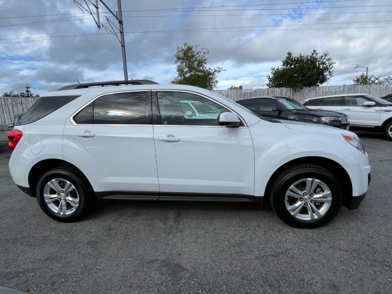 Chevrolet Equinox 2015 price $9,888