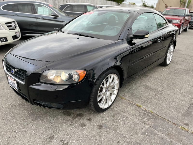 Volvo C70 2007 price $10,888