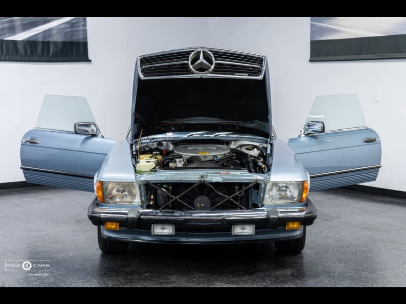 Mercedes-Benz 560 Series 1988 price $19,488