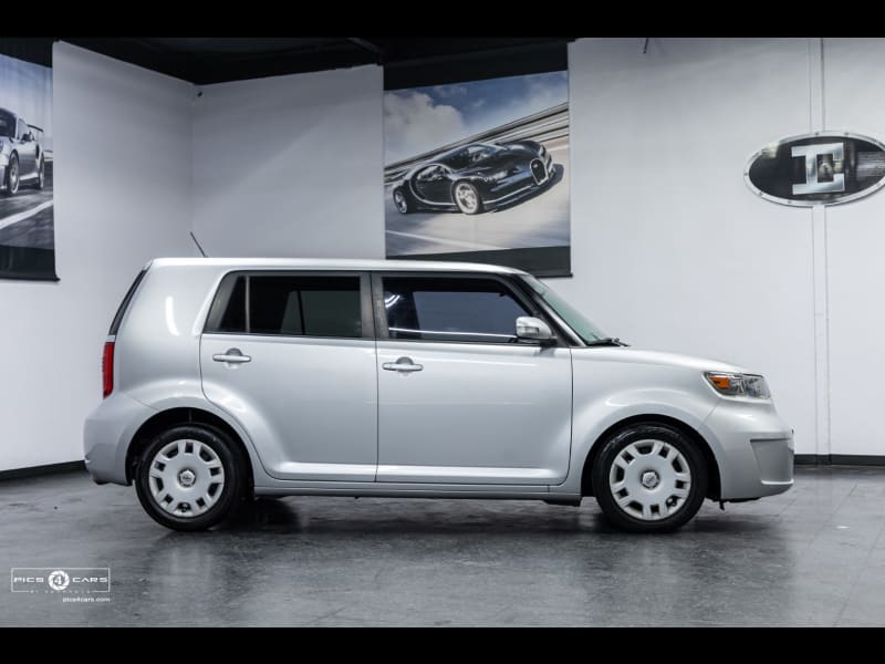 Scion xB 2009 price $10,288