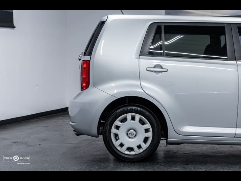 Scion xB 2009 price $10,288