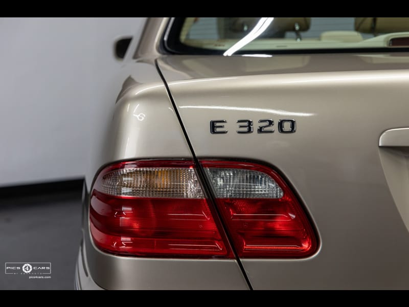 Mercedes-Benz E320 2001 price $10,888