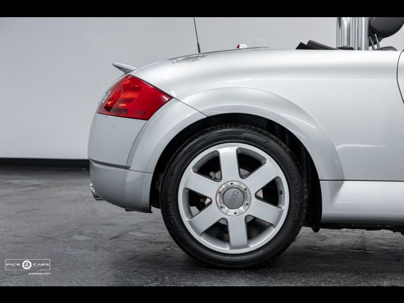 Audi TT Roadster Quattro 6-Spd 2001 price $17,488