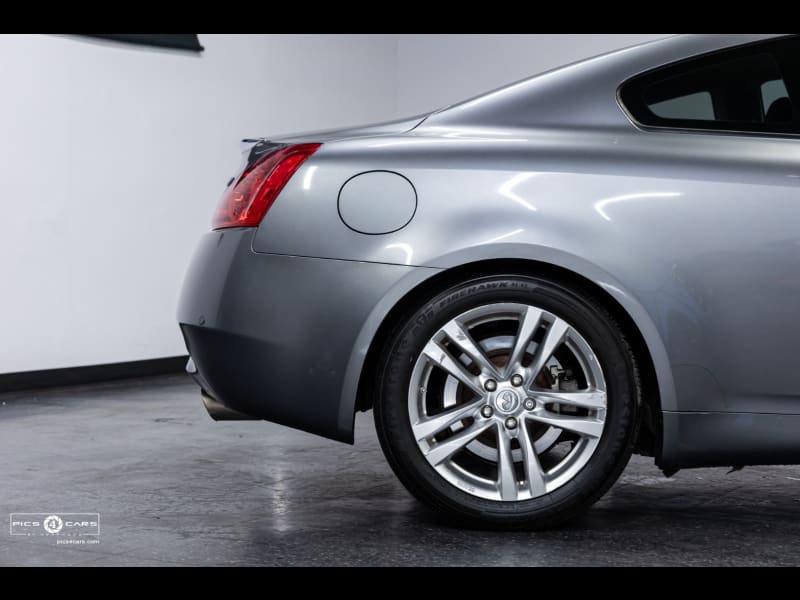 Infiniti G37 Coupe Journey RWD 2010 price $13,488