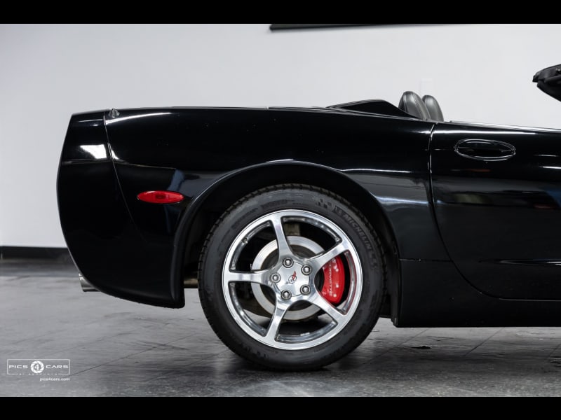 Chevrolet Corvette 2004 price $24,888