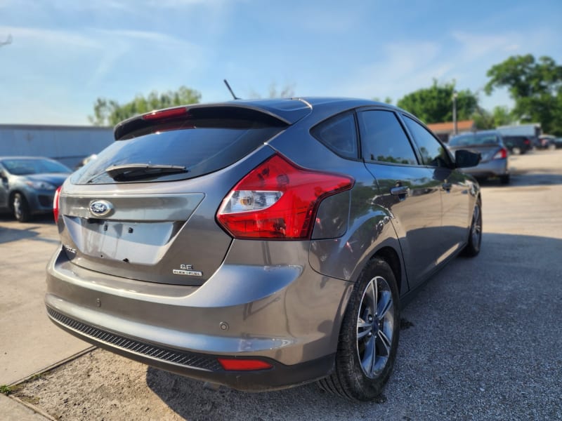 Ford Focus 2014 price $7,595