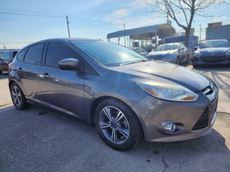 Ford Focus 2014 price $7,595