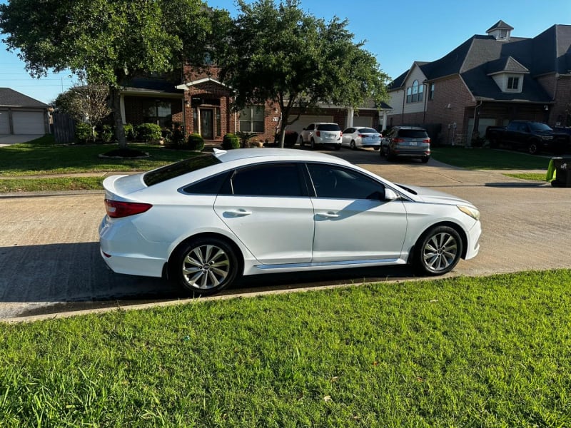 Hyundai Sonata 2015 price $7,295