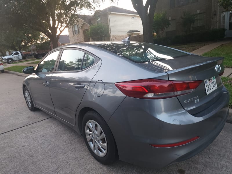 Hyundai Elantra 2017 price $8,350