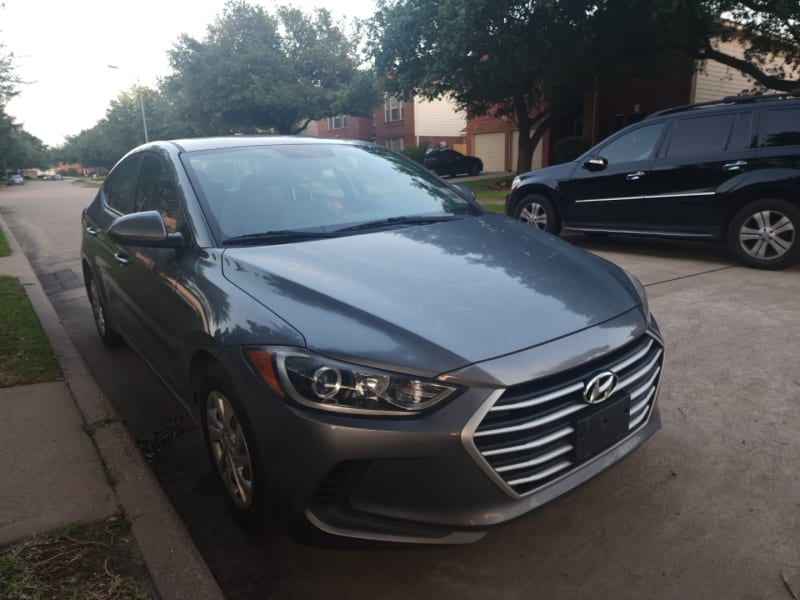 Hyundai Elantra 2017 price $8,350