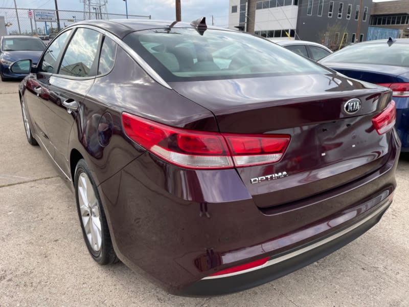 Kia Optima 2018 price $7,995