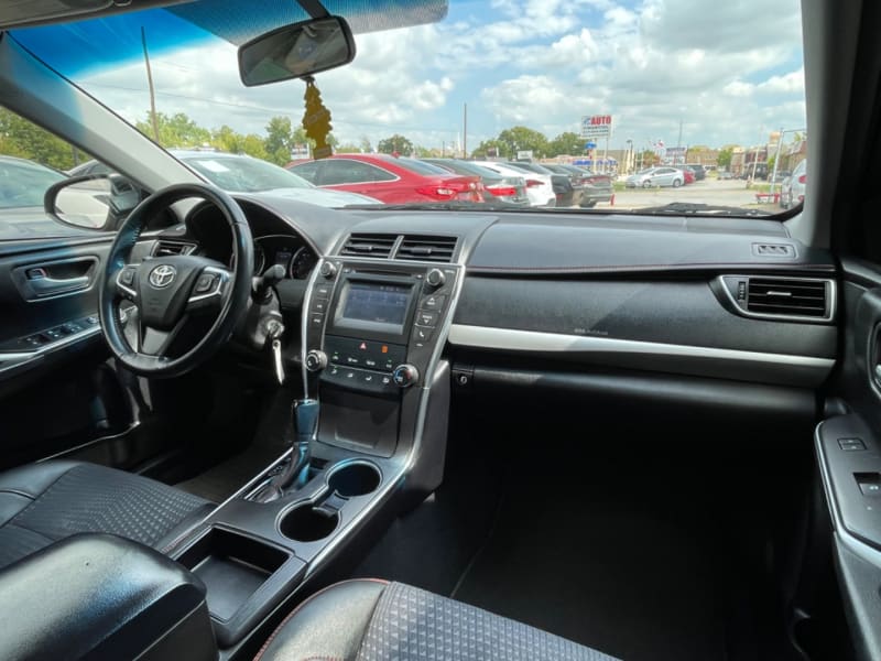 Toyota Camry 2015 price $14,749