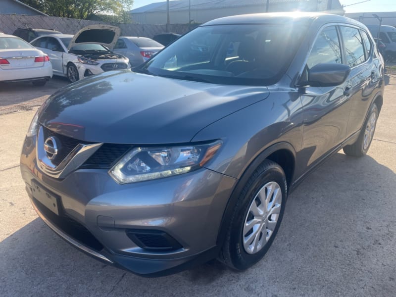 Nissan Rogue 2016 price $12,495