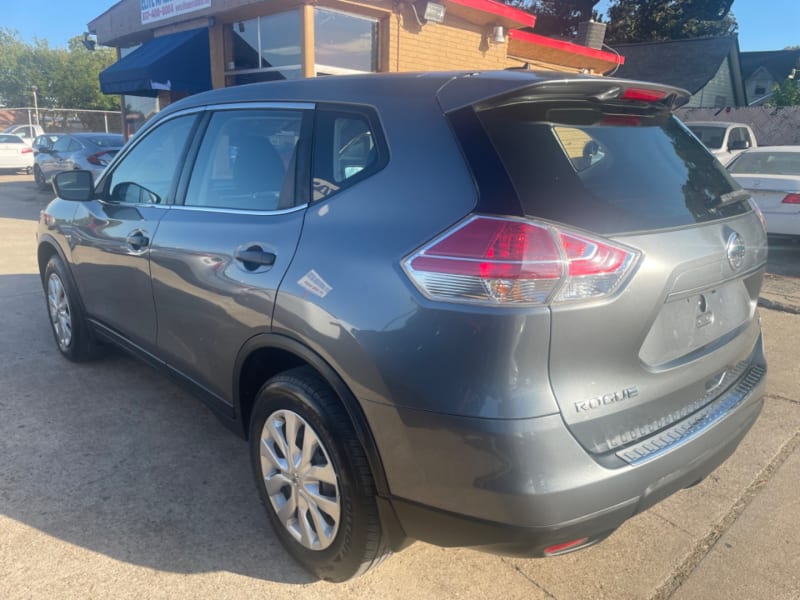 Nissan Rogue 2016 price $12,495