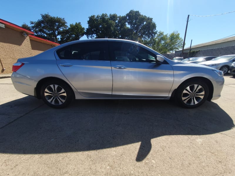 Honda Accord Sedan 2013 price $13,499