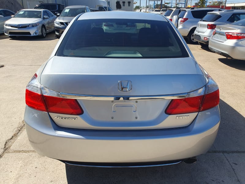 Honda Accord Sedan 2013 price $13,499