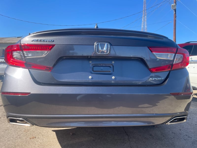 Honda Accord 2019 price $19,499