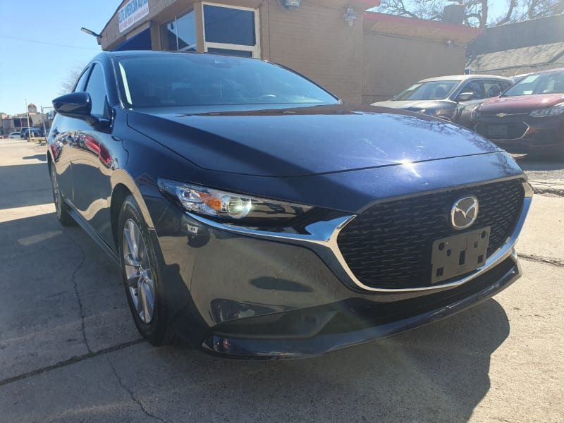 Mazda 3 2021 price $14,999