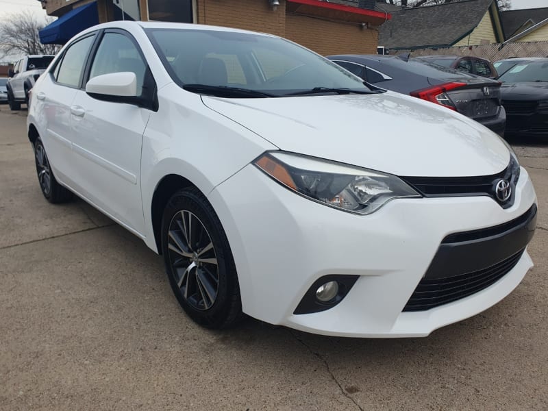 Toyota Corolla 2016 price $12,999