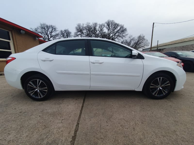 Toyota Corolla 2016 price $12,999