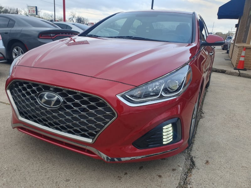 Hyundai Sonata 2018 price $10,999