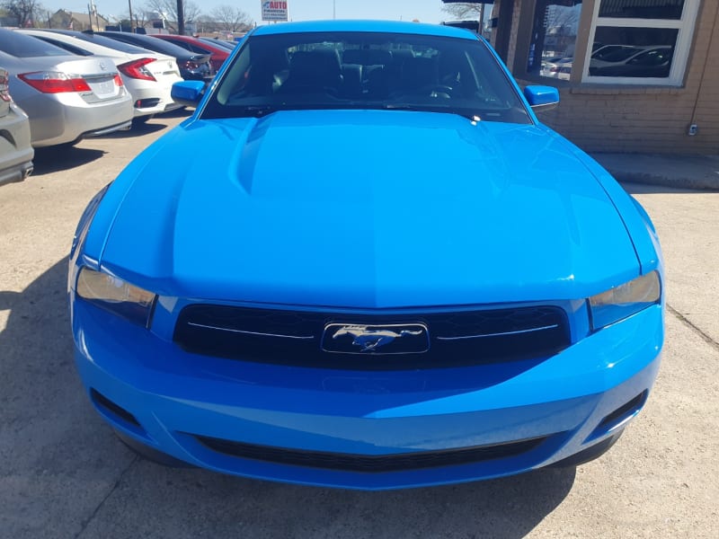 Ford Mustang 2012 price $11,999