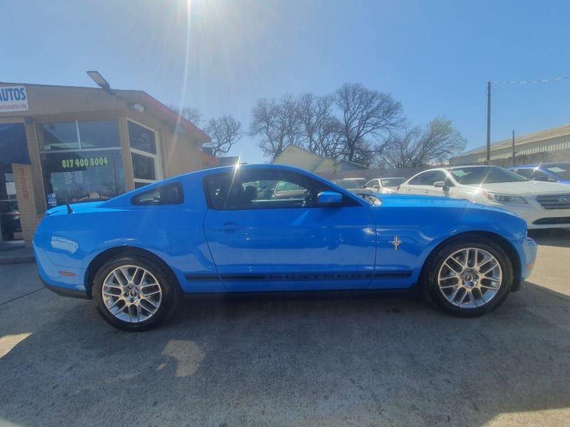 Ford Mustang 2012 price $11,999