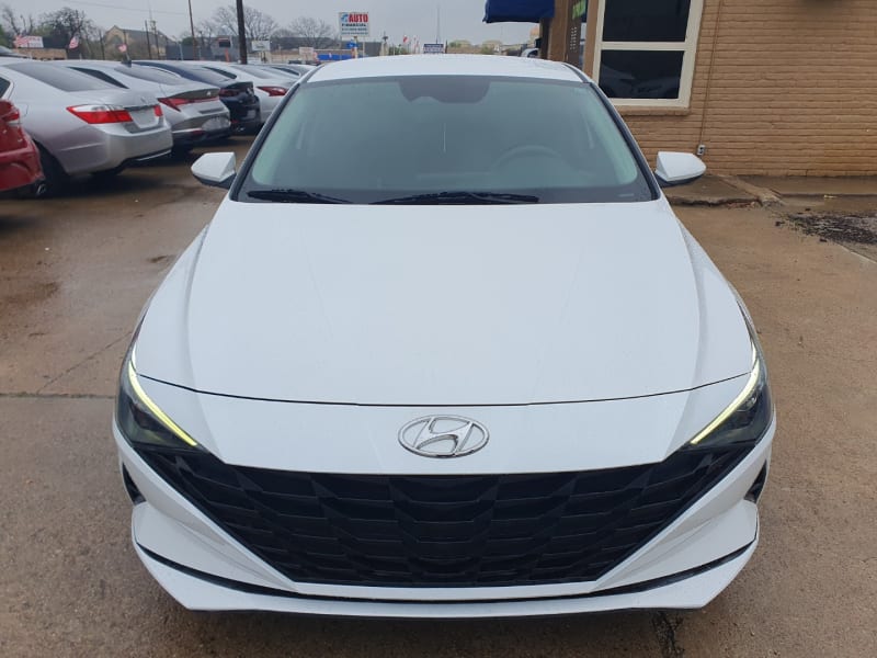 Hyundai Elantra 2021 price $14,999