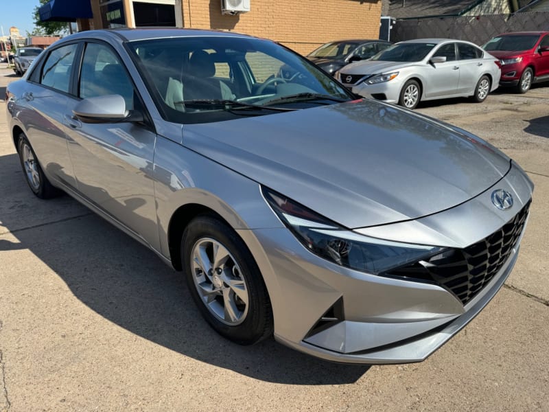 Hyundai Elantra 2021 price $13,999