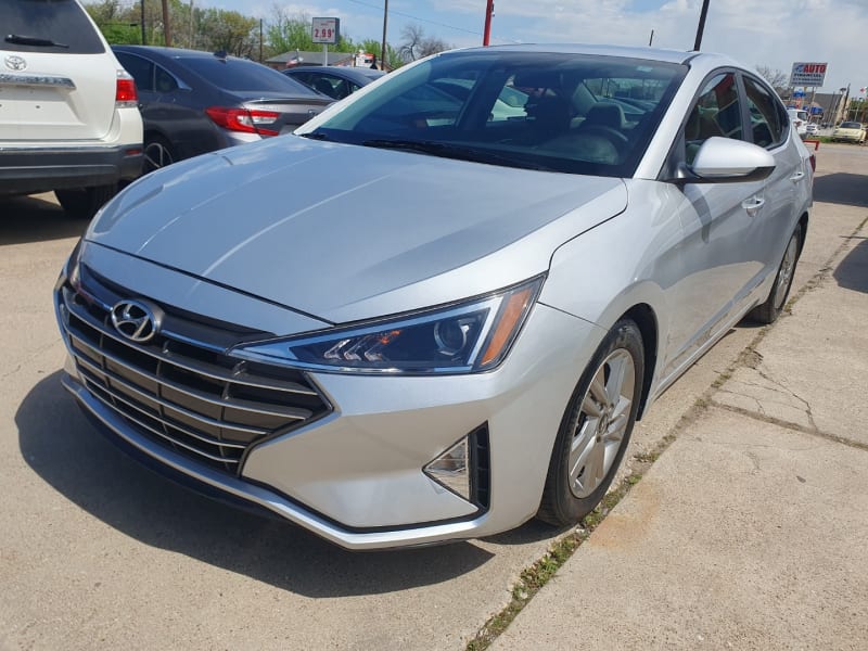 Hyundai Elantra 2019 price $11,999