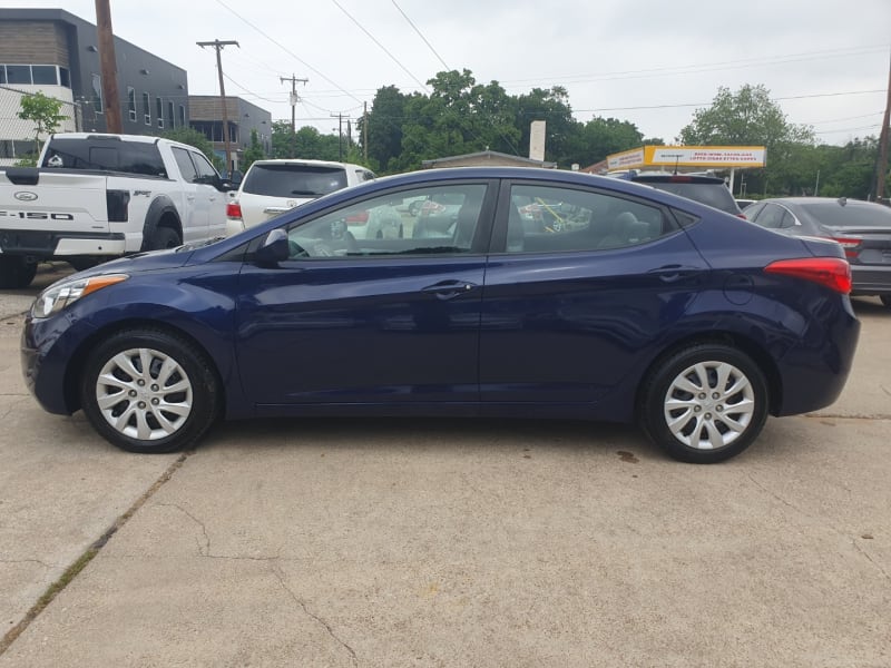 Hyundai Elantra 2011 price $6,749