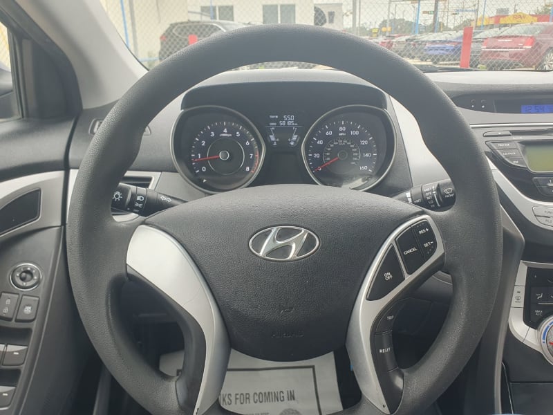 Hyundai Elantra 2011 price $6,749