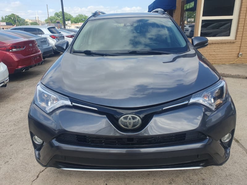 Toyota RAV4 2018 price $14,999